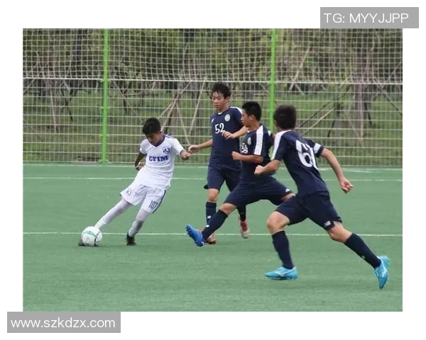 莱克带领球队迎接新挑战:从天赋少年到世界级球星的崛起之路