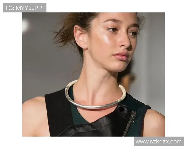 足球明星私服穿搭解析彰显个性魅力与时尚潮流风向标