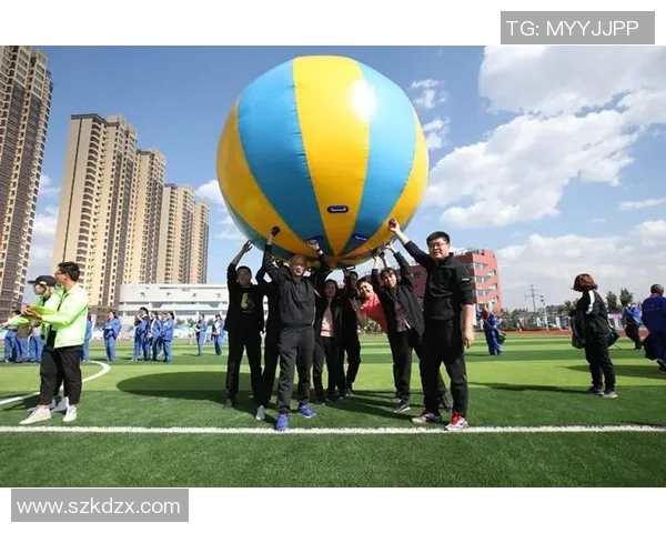 足球球星战歌中文翻译版：荣耀与梦想的赛场之歌